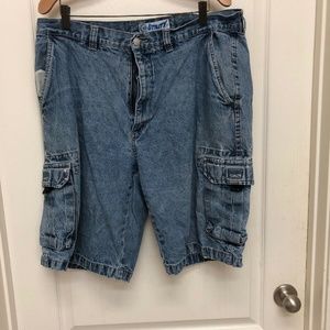 Utility Men's Blue Denim Cargo Shorts Size 38W 12"